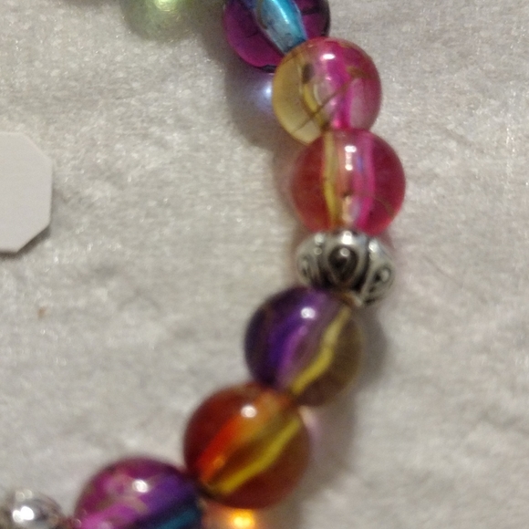 Artemis's Gems custom-made beaded bracelet with rainbow beads and silver spacers - Picture 3 of 4